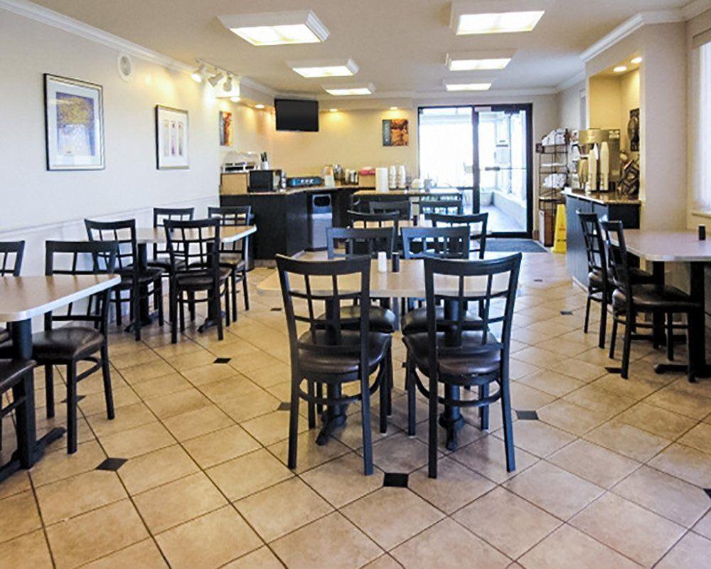 Econo Lodge Inn & Suites Joplin Exteriör bild